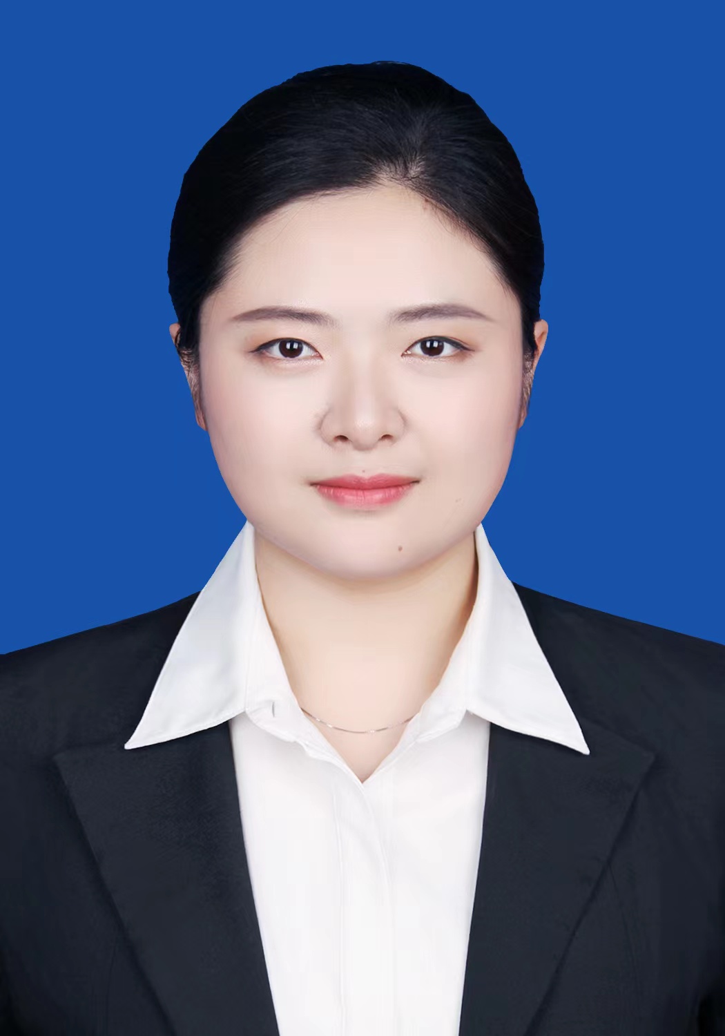 王玫照片微信图片_20230323145501.jpg 王玫照片微信图片_20230323145501.jpg