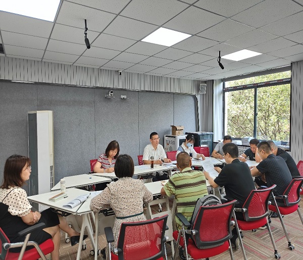 图片2.jpg 图片2.jpg